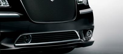 Lancia Thema and Voyager Accessories (2012) - picture 4 of 8