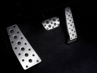 Lexus GS F-Sport (2012) - picture 10 of 14