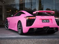 Lexus LFA Pink (2012) - picture 3 of 4