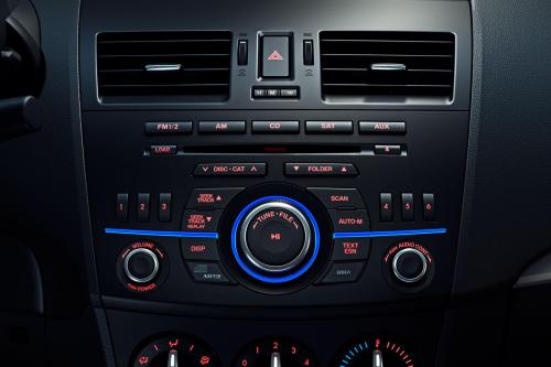 Mazda3 (2012) - picture 17 of 28