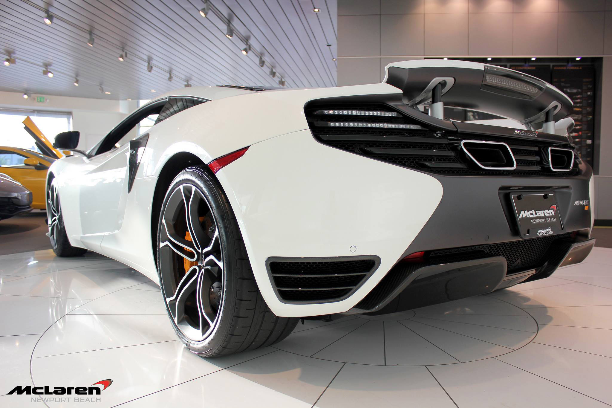 McLaren MP4-12C High Sport