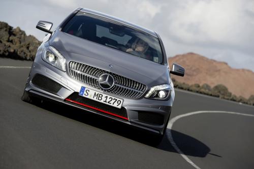Mercedes-Benz A-Class (2012) - picture 1 of 30