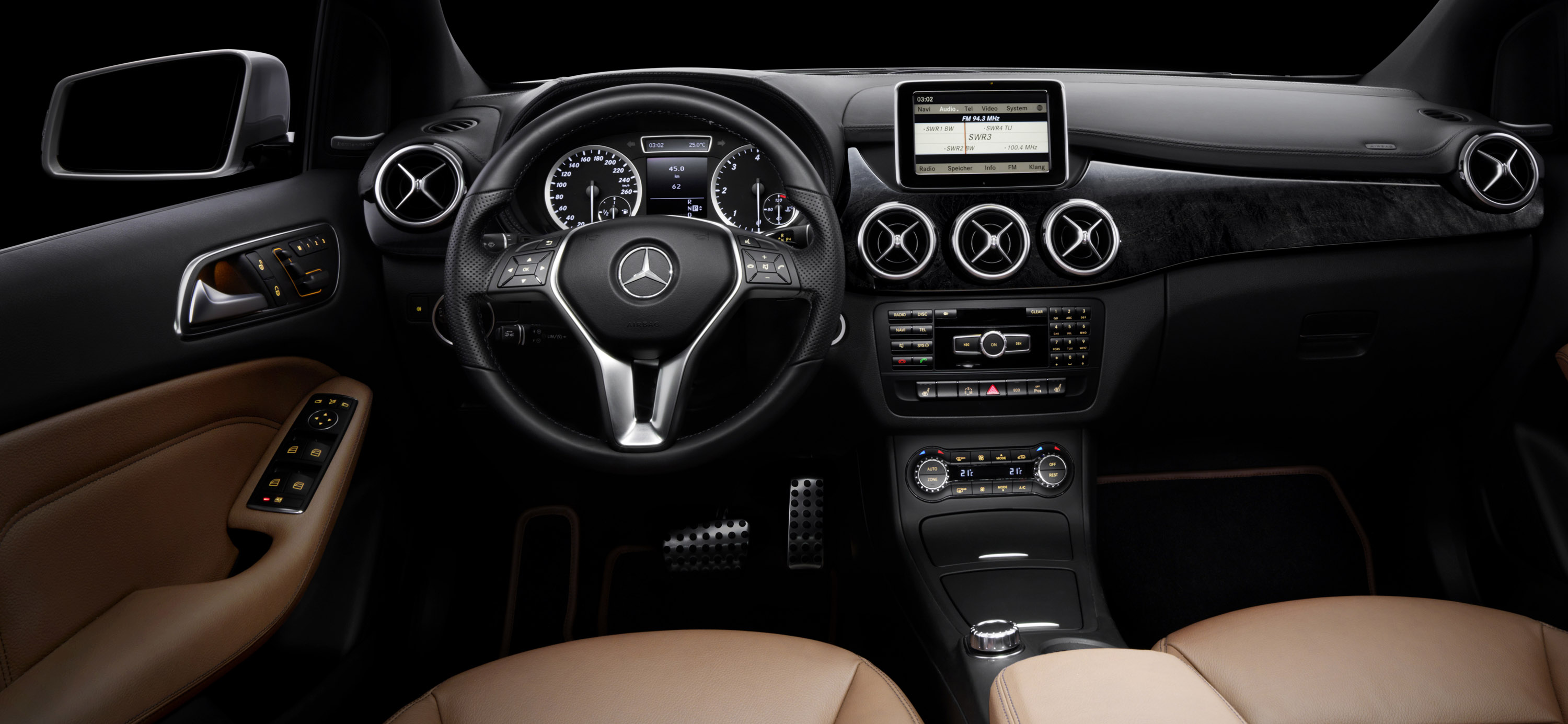 Mercedes-Benz B-Class Interior