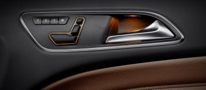 Mercedes-Benz B-Class Interior (2012) - picture 4 of 9