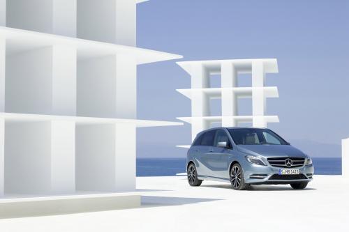 Mercedes-Benz B-Class (2012) - picture 8 of 24