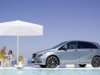 Mercedes-Benz B-Class (2012)