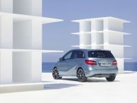 Mercedes-Benz B-Class (2012)