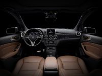 Mercedes-Benz B-Class (2012) - picture 21 of 24