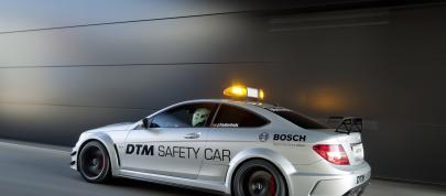 Mercedes-Benz C 63 AMG Coupé Black Series Safety Car (2012) - picture 4 of 8