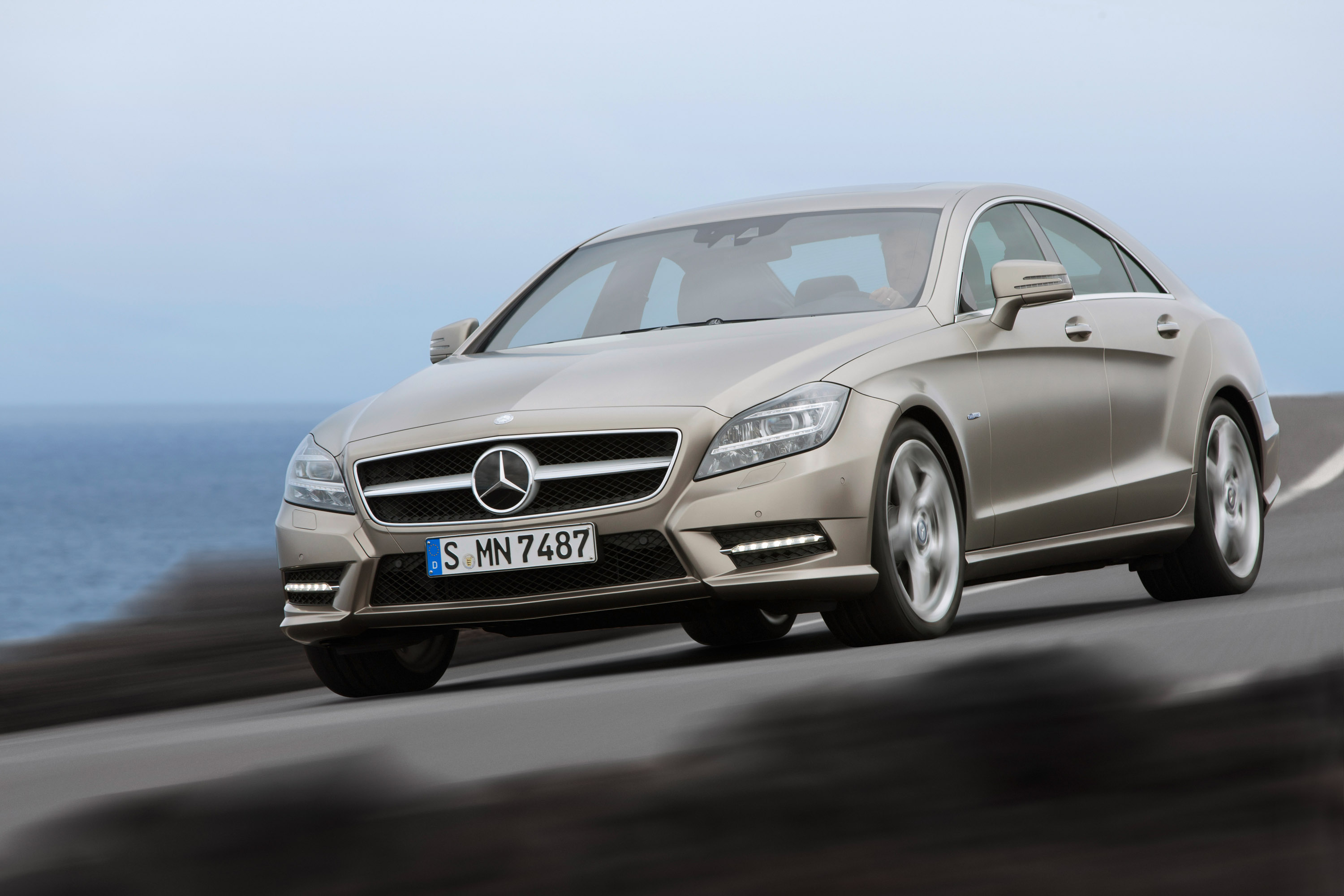 Mercedes-Benz CLS 350 BlueEFFICIENCY