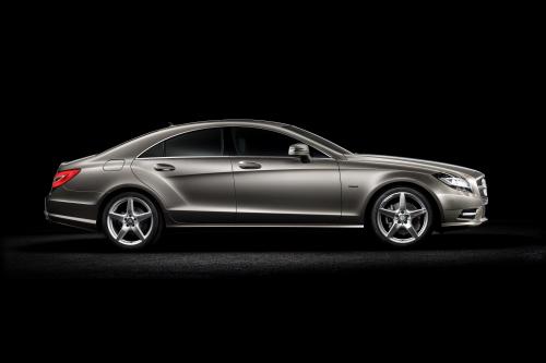 Mercedes-Benz CLS (2012) - picture 1 of 24