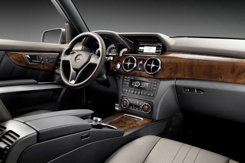 Mercedes-Benz GLK (2012) - picture 24 of 30