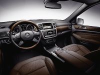 Mercedes-Benz M-Class - Accessories (2012)