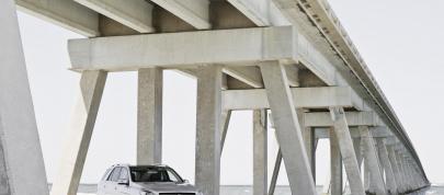 Mercedes-Benz M-Class (2012) - picture 12 of 46