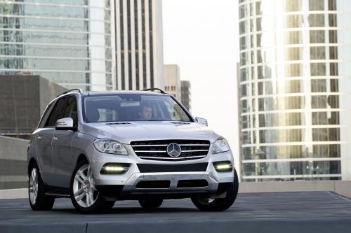 Mercedes-Benz M-Class (2012) - picture 1 of 46