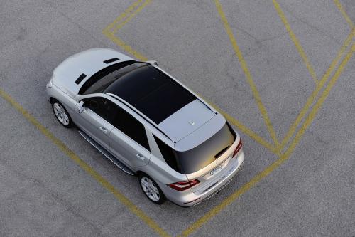 Mercedes-Benz M-Class (2012) - picture 16 of 46