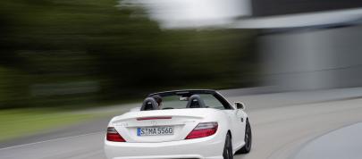 Mercedes-Benz SLK 55 AMG (2012) - picture 12 of 17