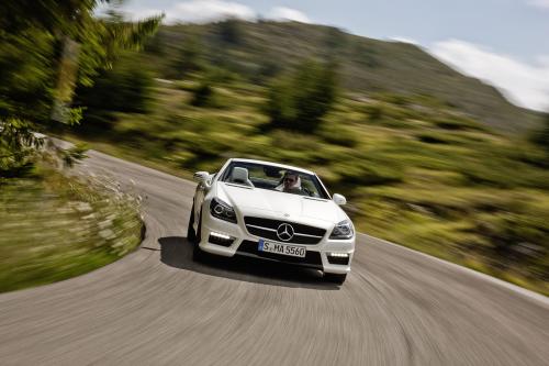 Mercedes-Benz SLK 55 AMG (2012) - picture 1 of 17