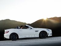 Mercedes-Benz SLK 55 AMG (2012) - picture 10 of 17
