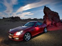 Mercedes-Benz SLK Roadster (2012) - picture 8 of 20