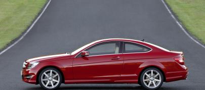 Mercedes C-Class Coupe (2012) - picture 7 of 31