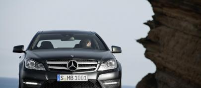 Mercedes C-Class Coupe (2012) - picture 20 of 31