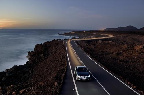 Mercedes C-Class Coupe (2012) - picture 24 of 31