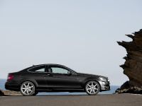 Mercedes C-Class Coupe (2012) - picture 18 of 31