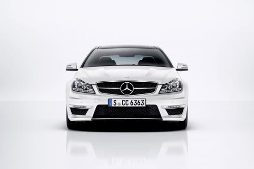Mercedes C63 AMG Coupe (2012) - picture 1 of 33