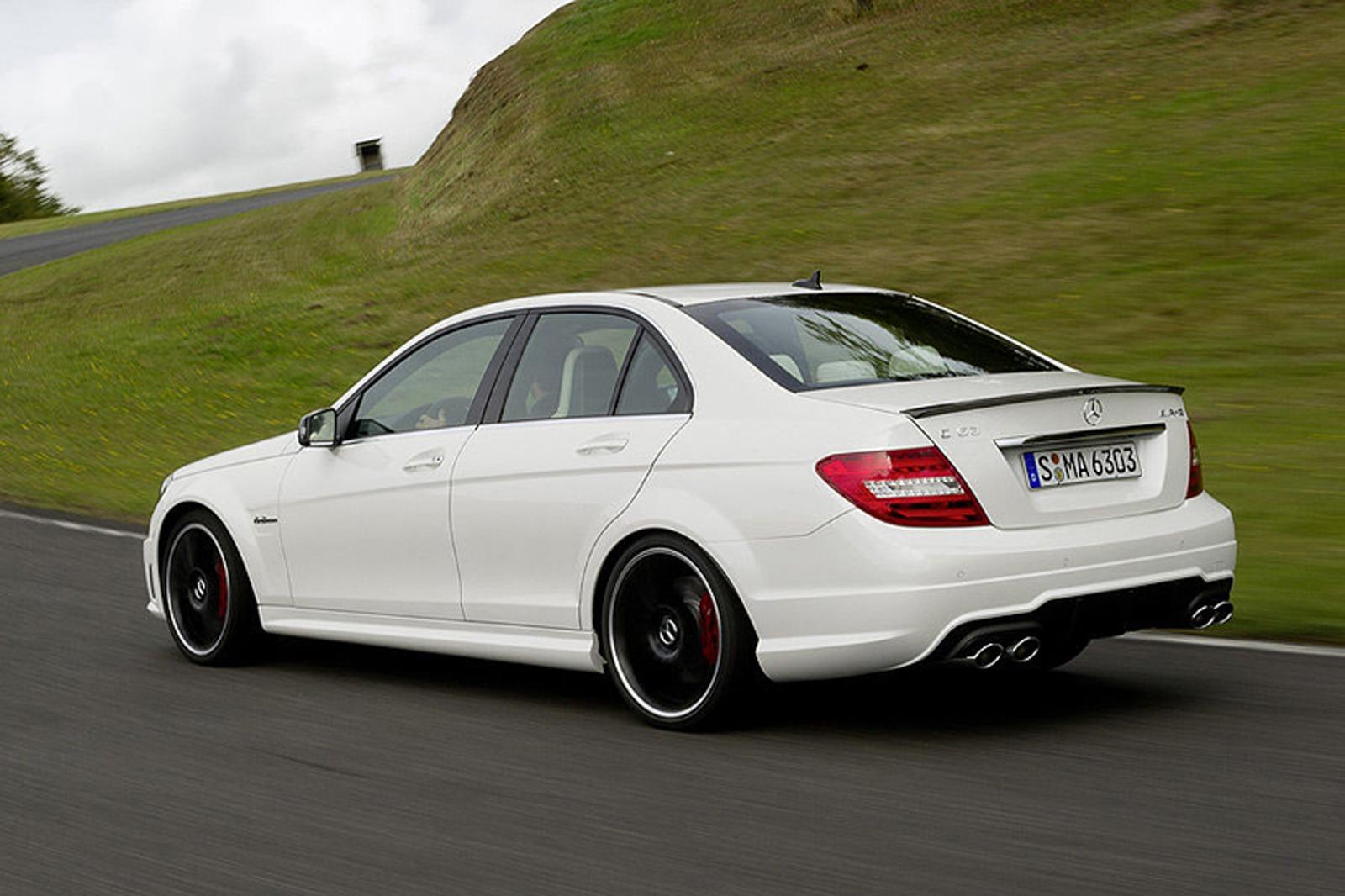 Mercedes C63 AMG