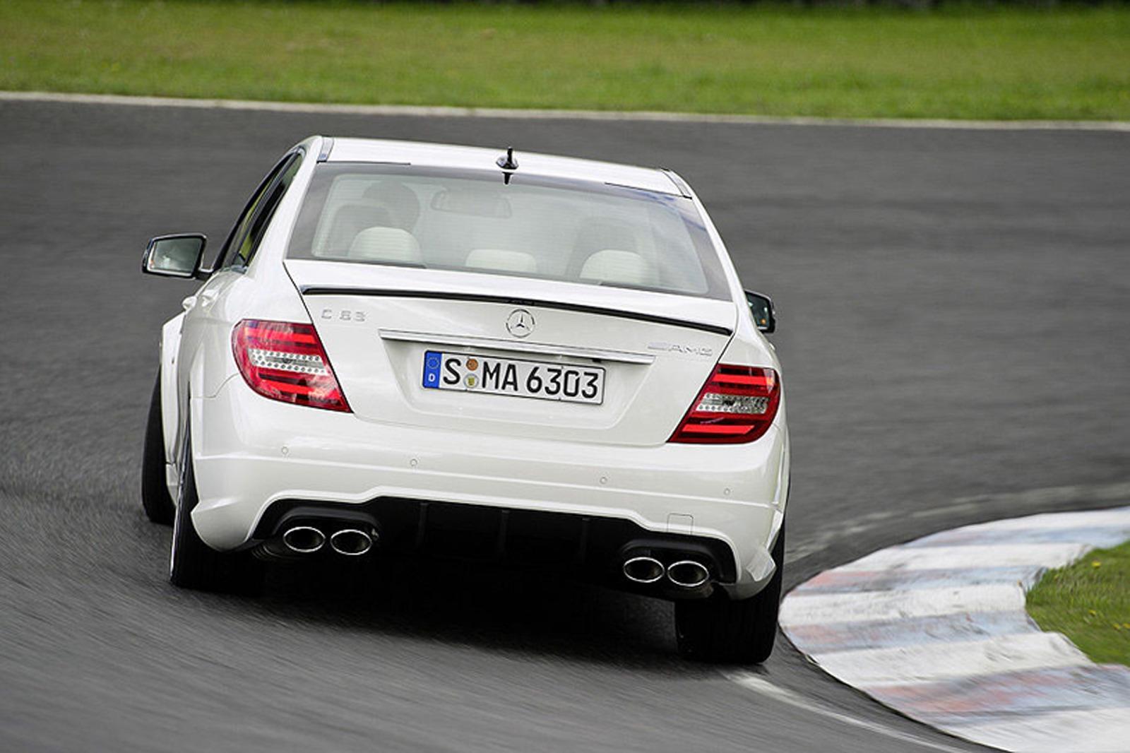 Mercedes C63 AMG