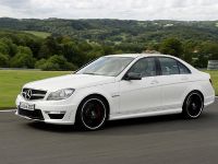 Mercedes C63 AMG (2012) - picture 2 of 10