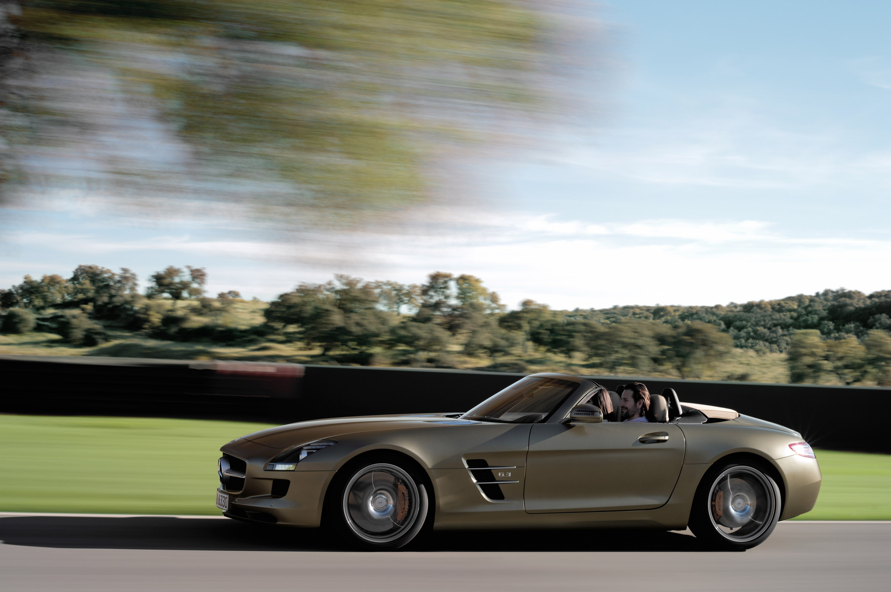 Mercedes SLS AMG Roadster