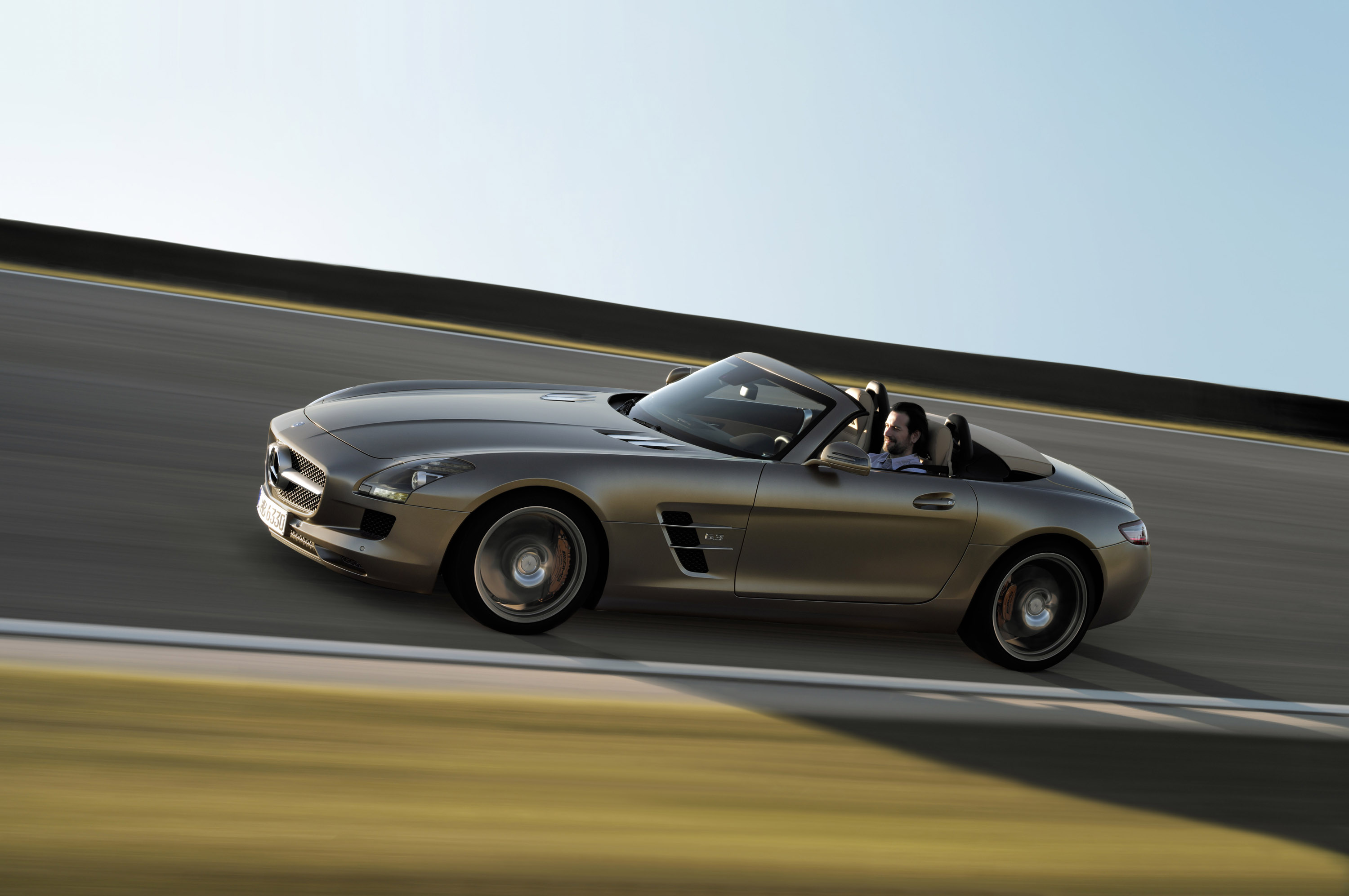 Mercedes SLS AMG Roadster