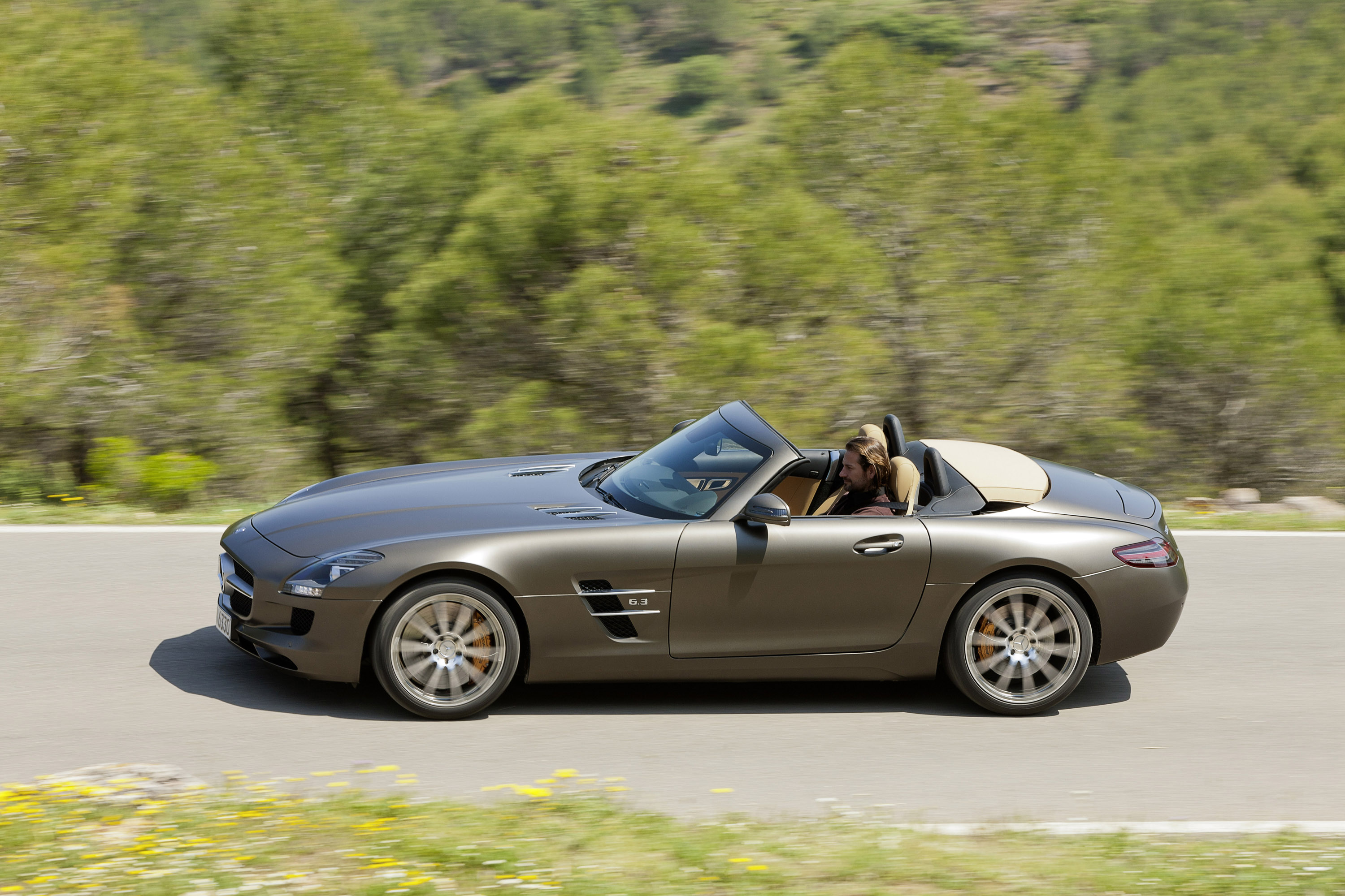 Mercedes SLS AMG Roadster