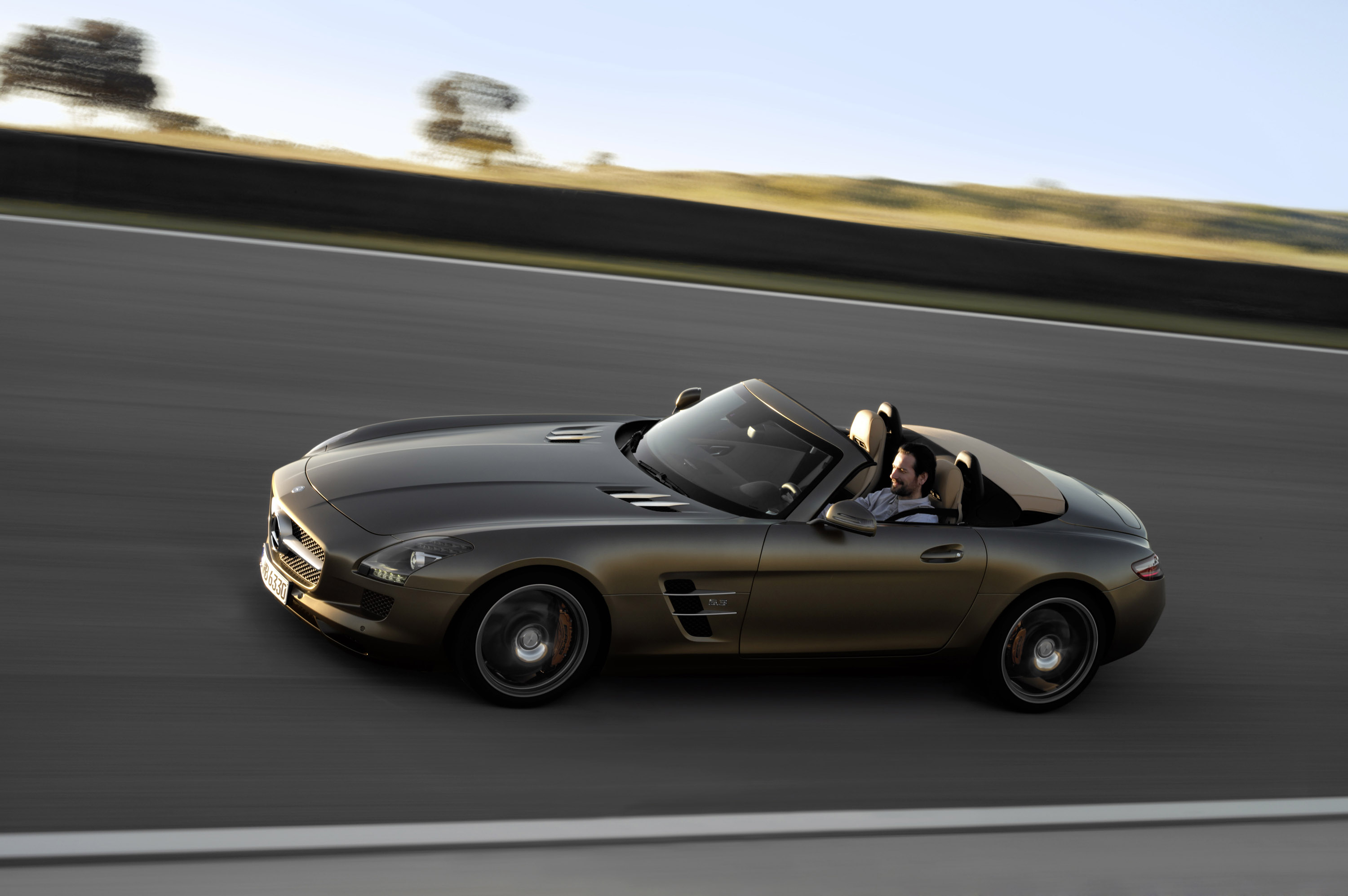 Mercedes SLS AMG Roadster