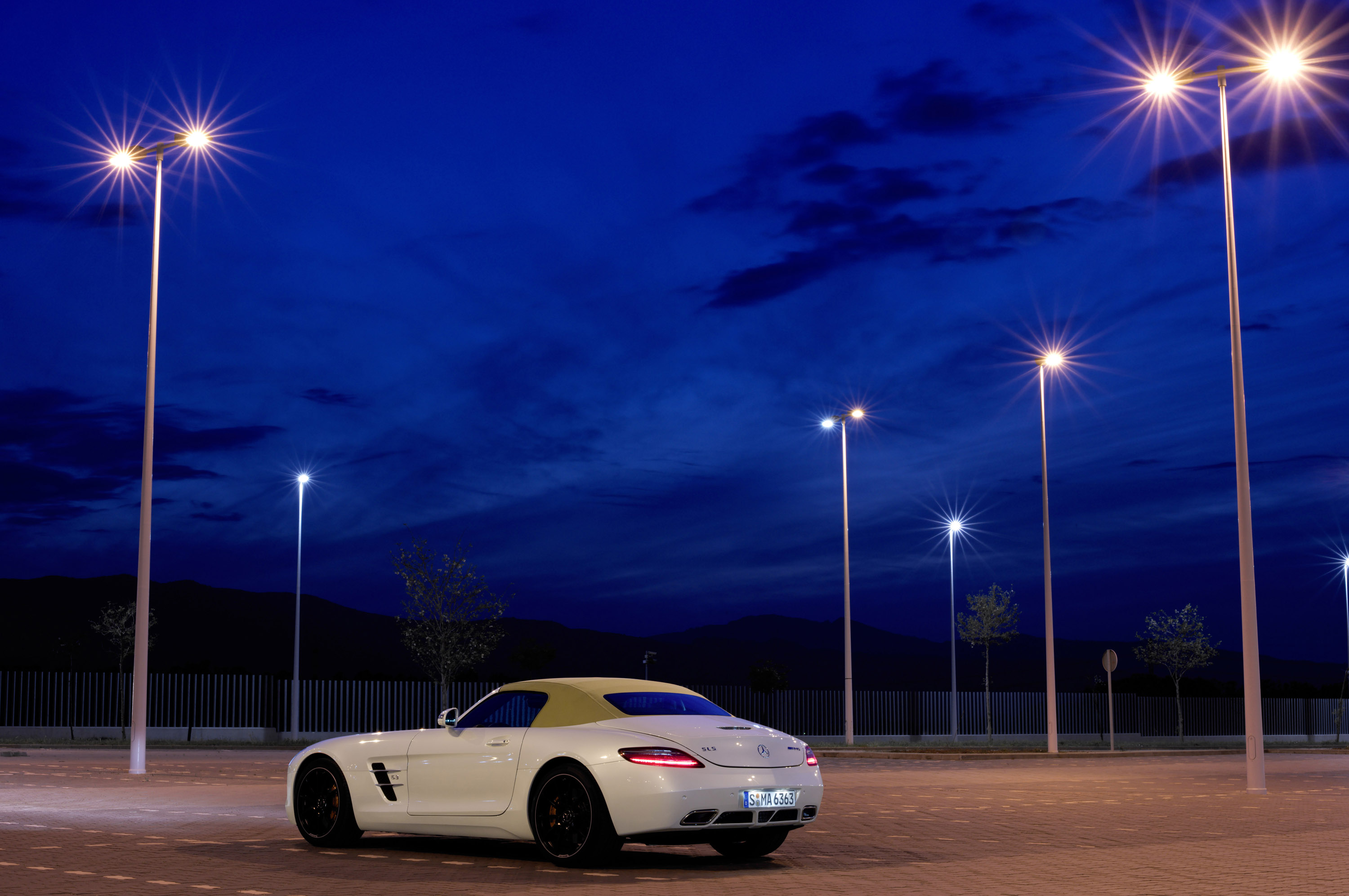 Mercedes SLS AMG Roadster