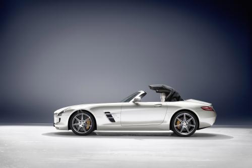 Mercedes SLS AMG Roadster (2012) - picture 9 of 65