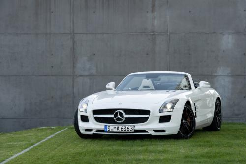 Mercedes SLS AMG Roadster (2012) - picture 25 of 65