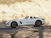 Mercedes SLS AMG Roadster (2012)