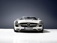 Mercedes SLS AMG Roadster (2012) - picture 43 of 65