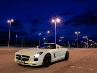 Mercedes SLS AMG Roadster (2012)