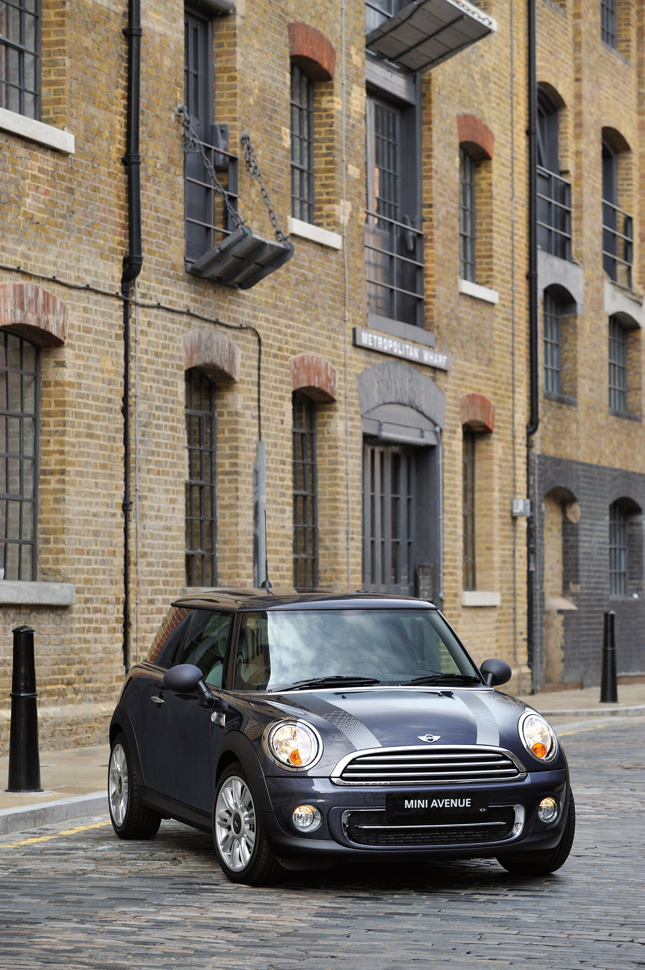 MINI Cooper Avenue