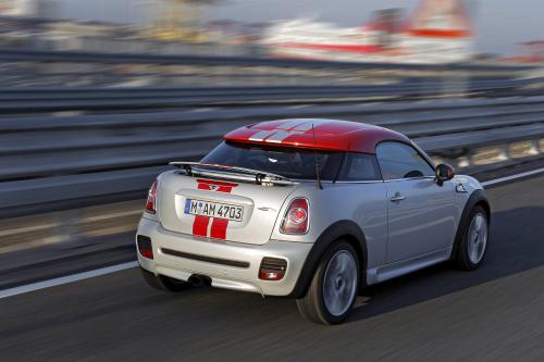 MINI Cooper Coupe (2012) - picture 40 of 63