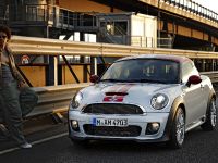 MINI Cooper Coupe (2012) - picture 10 of 63