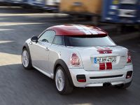 MINI Cooper Coupe (2012) - picture 38 of 63