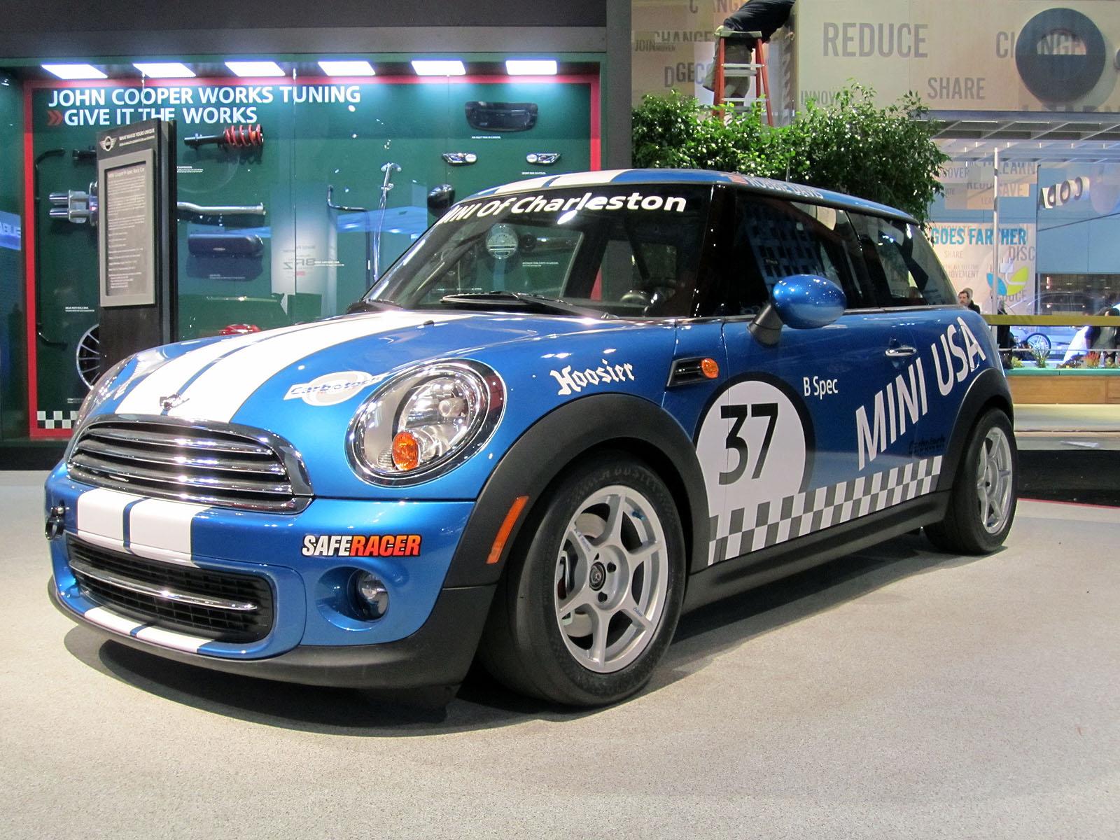 MINI Cooper Hardtop B-Spec Racer