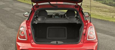MINI Coupe (2012) - picture 28 of 33