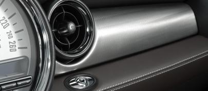 MINI Highgate Convertible (2012) - picture 15 of 18