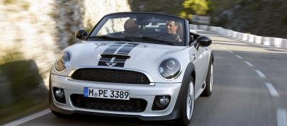 MINI Roadster (2012) - picture 7 of 57